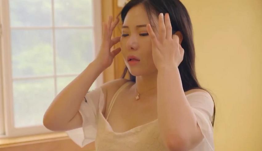 phim sex đêm tân hôn,sex đang tắm,sex ngua Bị anh đâm con củ khoải dài chạm tới rốn